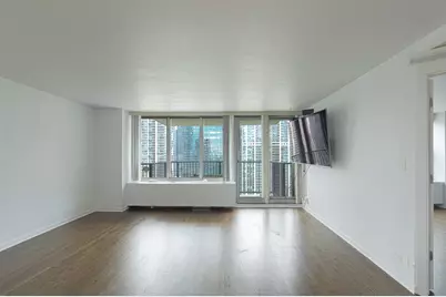 400 E Randolph Street #3320, Chicago, IL 60601 - Photo 2