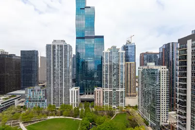 400 E Randolph Street #3320, Chicago, IL 60601 - Photo 4