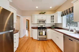 171 E Cayuga Ave, Elmhurst, IL 60126 - Photo 8