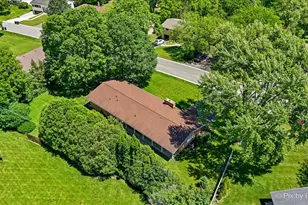 824 Skyline Dr, Barrington, IL 60010 - Photo 34