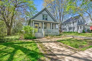 434 S 3rd St, West Dundee, IL 60118 - Photo 2