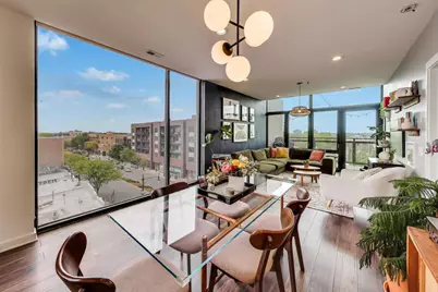 3946 N Ravenswood Avenue #605, Chicago, IL 60613 - Photo 2