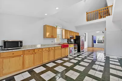 9018 S Brandon Avenue, Chicago, IL 60617 - Photo 12