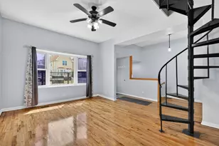 9018 S Brandon Ave, Chicago, IL 60617 - Photo 8