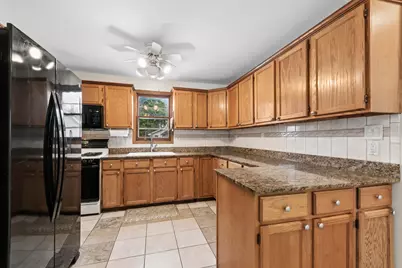 131 Turtle Street, Shorewood, IL 60404 - Photo 8
