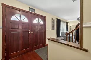376 Canyon Trail, Carol Stream, IL 60188 - Photo 4