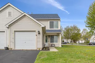 2887 Impressions Dr, Lake in the Hills, IL 60156 - Photo 2