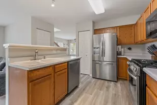 2887 Impressions Dr, Lake in the Hills, IL 60156 - Photo 12