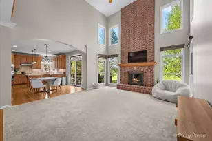 26W326 Pinehurst Dr, Winfield, IL 60190 - Photo 12