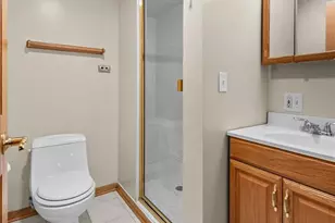 26W326 Pinehurst Dr, Winfield, IL 60190 - Photo 36