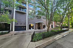 1515 N Astor St, Chicago, IL 60610 - Photo 2