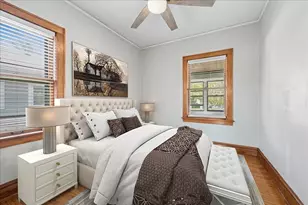18 N Worth Ave, Elgin, IL 60123 - Photo 14