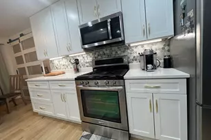 9808 Mill Dr W, Palos Park, IL 60464 - Photo 10