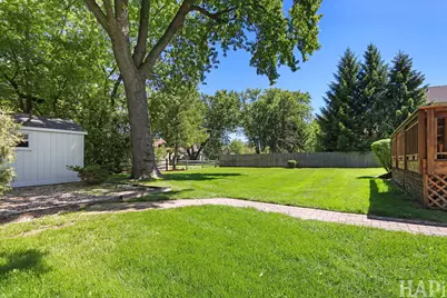 225 Spruce Road, Northbrook, IL 60062 - Photo 32