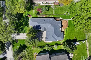 225 Spruce Rd, Northbrook, IL 60062 - Photo 36
