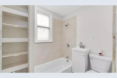 1114 N Waller Avenue, Chicago, IL 60651 - Photo 12