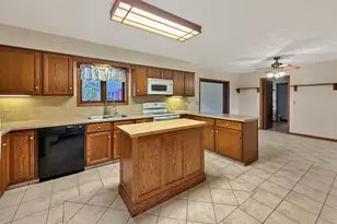 4-208 Beachcomber Ln, Lake Carroll, IL 61046 - Photo 14