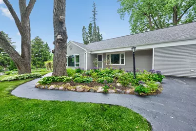 166 Mohawk Trail, Algonquin, IL 60102 - Photo 2