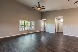 1854 W Backbone Rd, Princeton, IL 61356 - Photo 10
