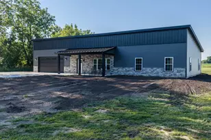 1854 W Backbone Rd, Princeton, IL 61356 - Photo 4