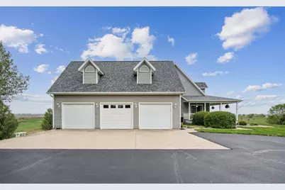 29785 Deer Valley Drive, Deer Grove, IL 61243 - Photo 40