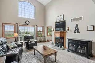 29785 Deer Valley Dr, Deer Grove, IL 61243 - Photo 8