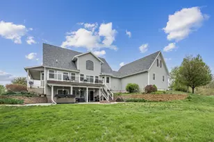 29785 Deer Valley Dr, Deer Grove, IL 61243 - Photo 36
