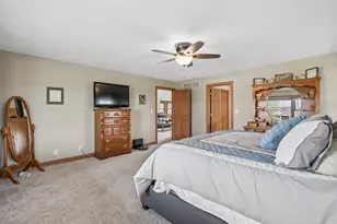 29785 Deer Valley Dr, Deer Grove, IL 61243 - Photo 18