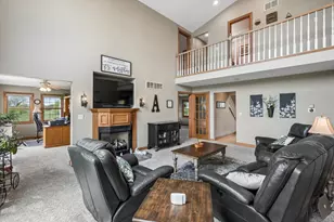 29785 Deer Valley Dr, Deer Grove, IL 61243 - Photo 6