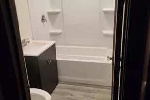 310 Whittier Ave, Joliet, IL 60435 - Photo 6