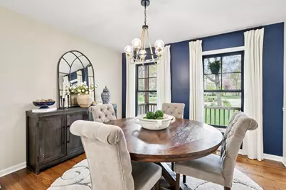 299 Concord Square, Gurnee, IL 60031 - Photo 4