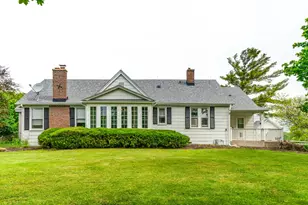 41955 N Mill Creek Rd, Wadsworth, IL 60083 - Photo 2