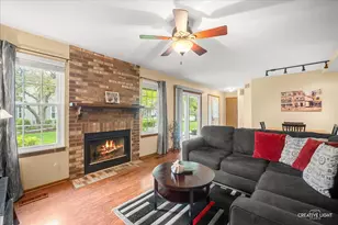 1085 Rockport Dr, Carol Stream, IL 60188 - Photo 4