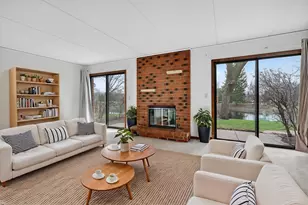 755 Whalom Ln, Schaumburg, IL 60173 - Photo 4