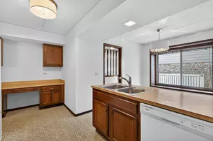 755 Whalom Ln, Schaumburg, IL 60173 - Photo 14