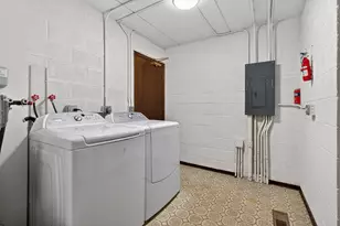 755 Whalom Ln, Schaumburg, IL 60173 - Photo 16
