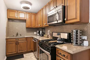 306 Johnson St, East Dundee, IL 60118 - Photo 12