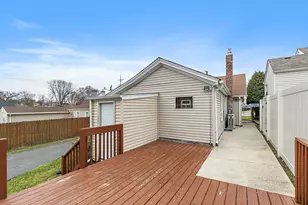 306 Johnson St, East Dundee, IL 60118 - Photo 22