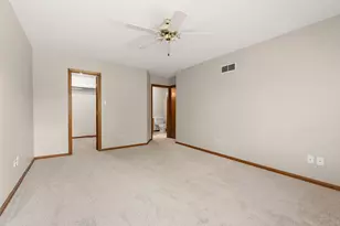 17800 Cameron Pkwy, Orland Park, IL 60467 - Photo 18