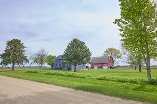 324 Wixon Pit Rd, Earlville, IL 60518 - Photo 2