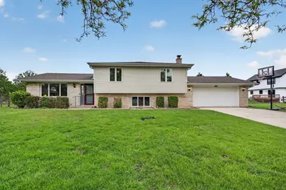 10818 Bryant Road, Mokena, IL 60448 - Photo 1