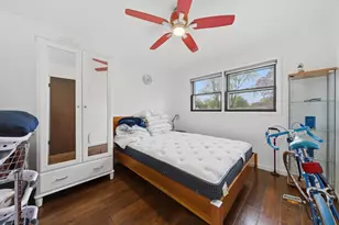 1 N Edward St, Mount Prospect, IL 60056 - Photo 14