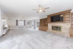 1810 Cardinal Ct, Pontiac, IL 61764 - Photo 22