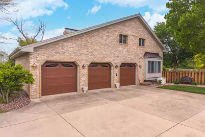 1810 Cardinal Court, Pontiac, IL 61764 - Photo 72