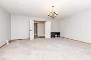 1810 Cardinal Ct, Pontiac, IL 61764 - Photo 30