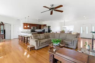 21140 Coventry Cir, Shorewood, IL 60404 - Photo 8
