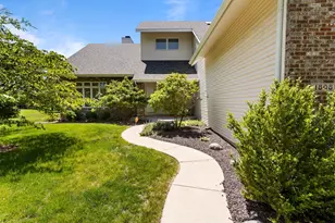 1808 Foxborough Ct, Champaign, IL 61822 - Photo 8