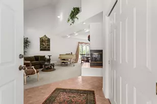 1808 Foxborough Ct, Champaign, IL 61822 - Photo 8