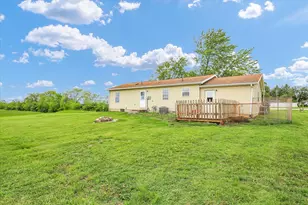 841 S High St, Paxton, IL 60957 - Photo 24