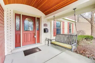 1606 N Pine Ave, Arlington Heights, IL 60004 - Photo 2
